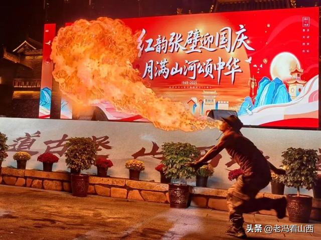 有雨？别急！山西介休 张壁古堡照样带你邂逅山河红韵！