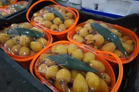 本地果刚刚上市，多产地枇杷“打擂台”图片