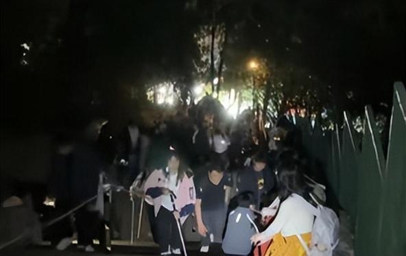 后续！爬泰山失联男子已身亡：他是家中独子，本来要国庆回家相亲