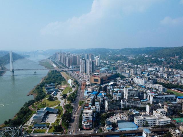 四川省可不只有成都，这座城市可能即将超越绵阳，成为全省第二！