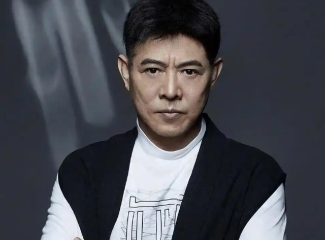 “换心”传闻真相大白仅1月，李连杰官宣3大喜讯 野心太大藏不住了