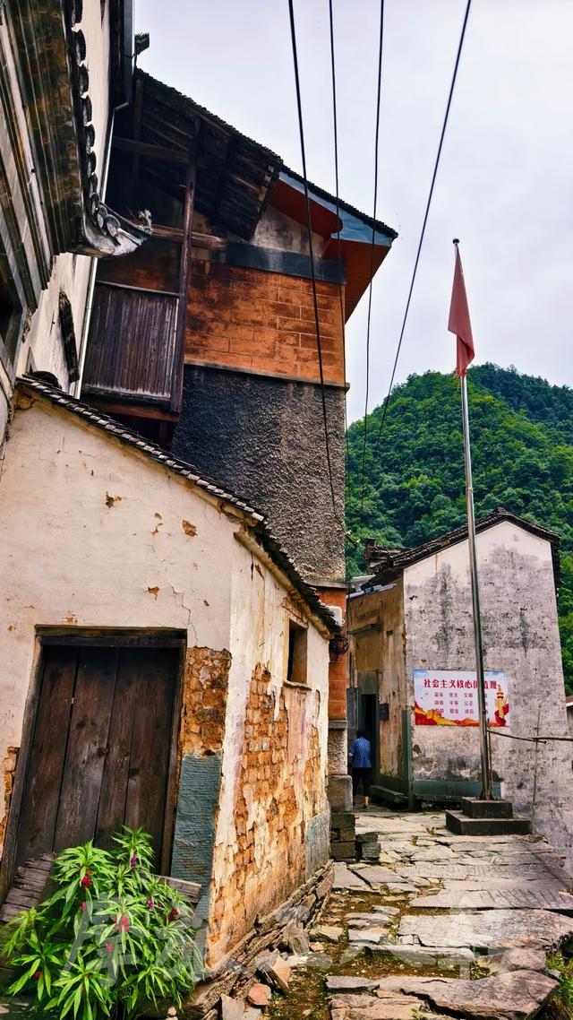 皖浙摩旅二人转——万二篇