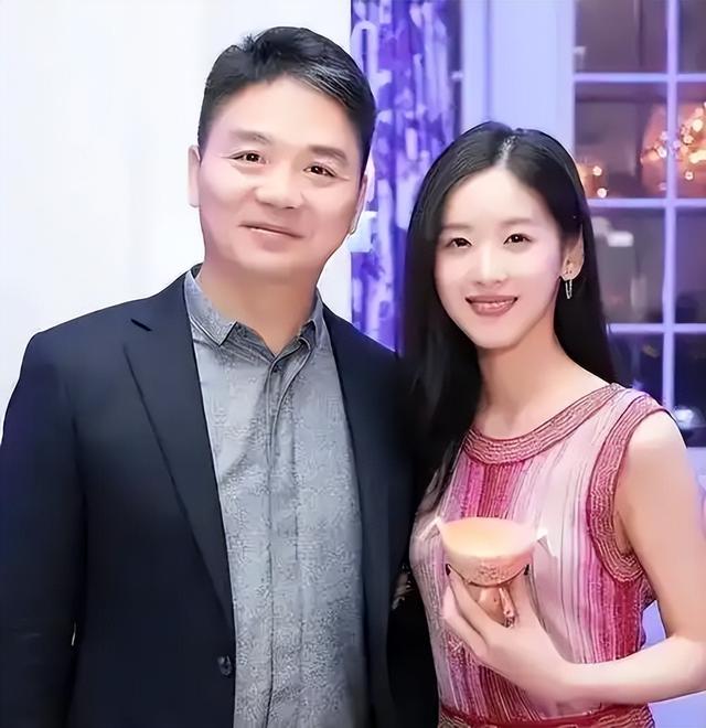 婚变风波48小时后，刘强东不再沉默，坦言“在老婆面前没了自信”