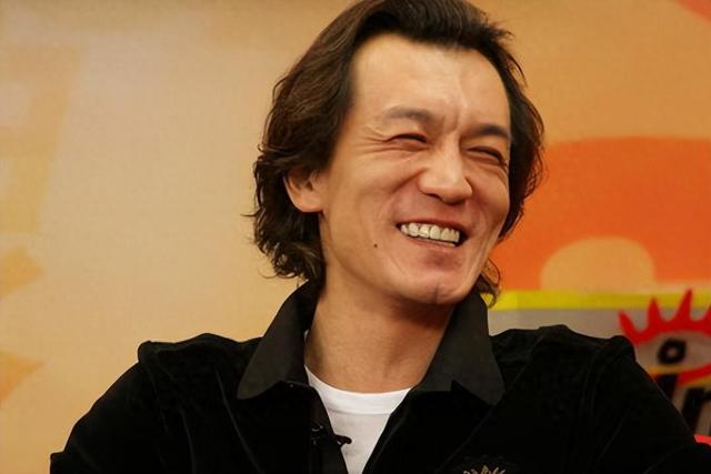 严查祖上三代！杨振宁去世仅5天，恶心的一幕出现！还得官方出手
