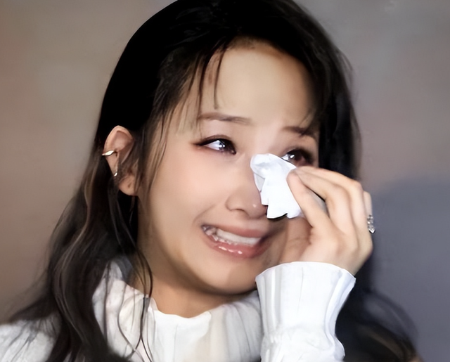 原来她早已去世！墓园和寿衣都是自己定的，遗产3200万都给了姐姐