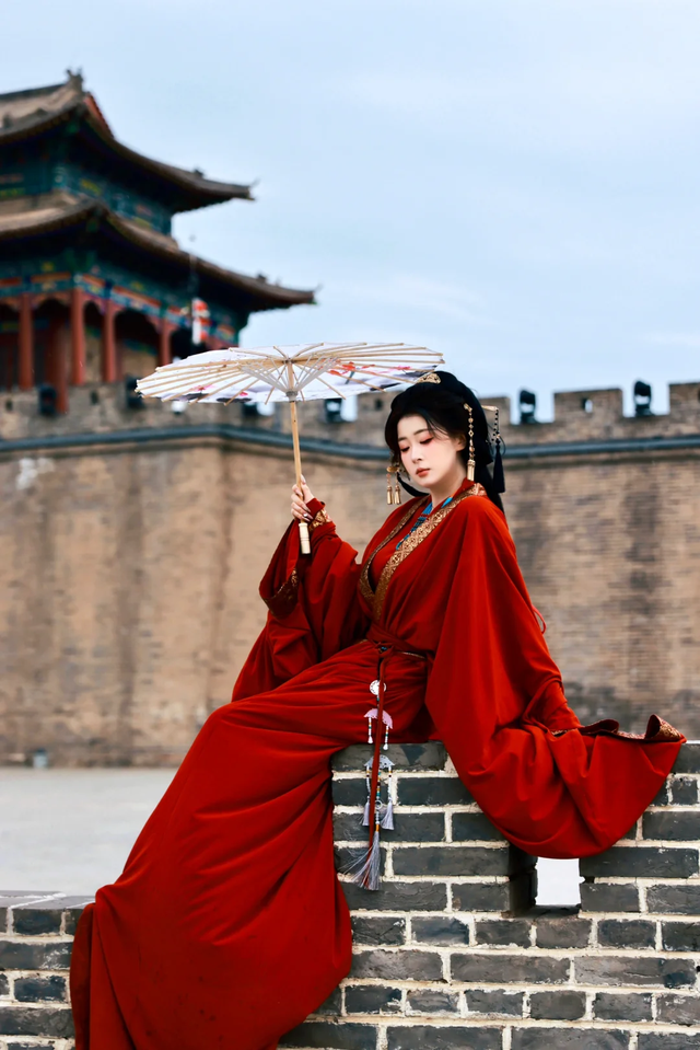 穿越浓度超标！国庆在邯郸，当一天“行走的成语”