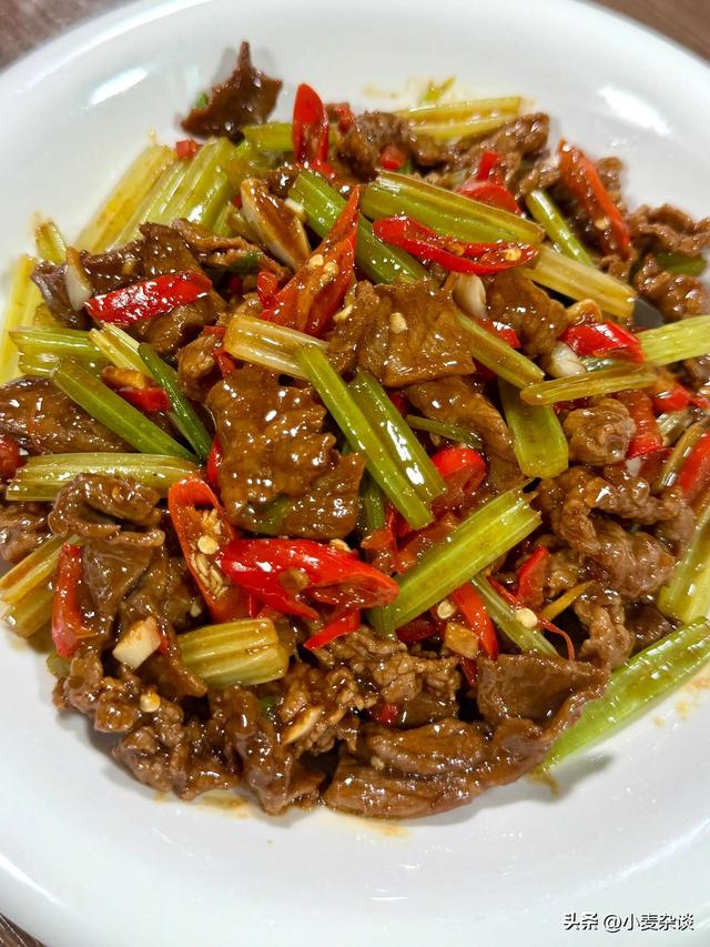 最适合男人吃的肉类排行榜，鸡肉倒数第1，羊肉排第3，长见识了