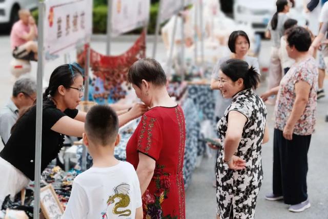 不止能“逛吃”！日照这个夜市，太热闹了→