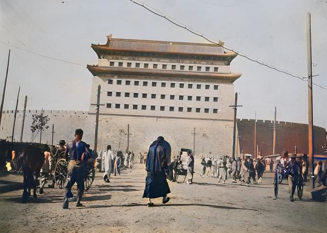 太罕见了，一个英国教授拍下了100多年前老北京，居然是这个样子