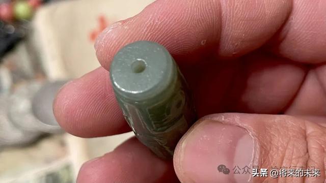 北京废品站“捡宝”，满满一大堆，还藏了一个白玉锁