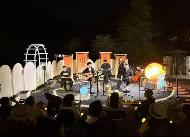 六重优惠！超多活动！庐山赏枫季开启！