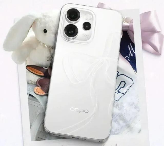 OPPO Reno15 Pro直播套装公布：含磁吸支架自拍杆、补光灯等