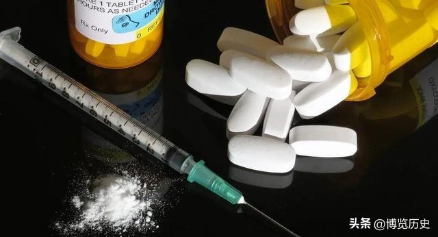 特朗普一刻不想等了！一架专机飞抵北京，这次派的高官，很有讲究