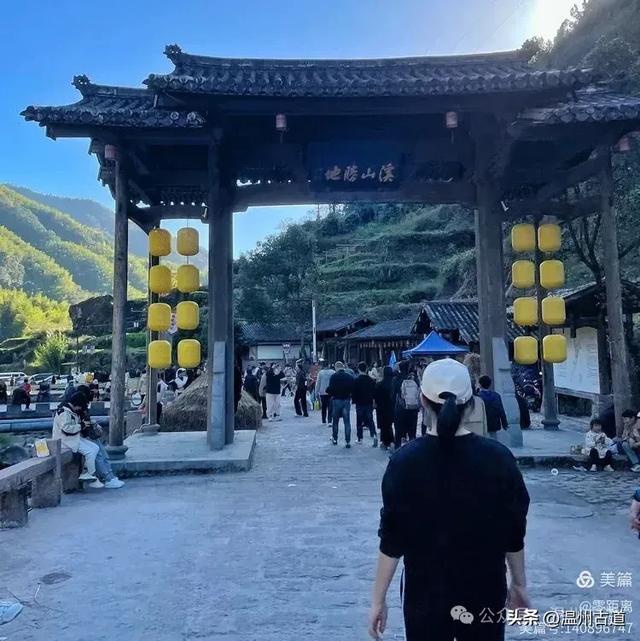 醉美林坑晒秋!这条连接两个避世古村落的省一级古道,周末可走起