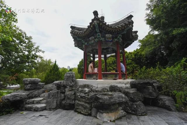 水帘飞泻、喷泉奏乐！厦门清凉“水上秘境”，周末走起→
