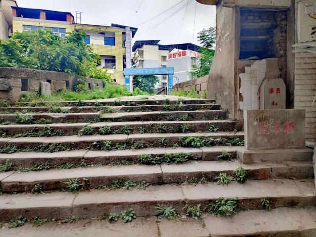 龙滩河上古桥跨，望溪广兴边界场