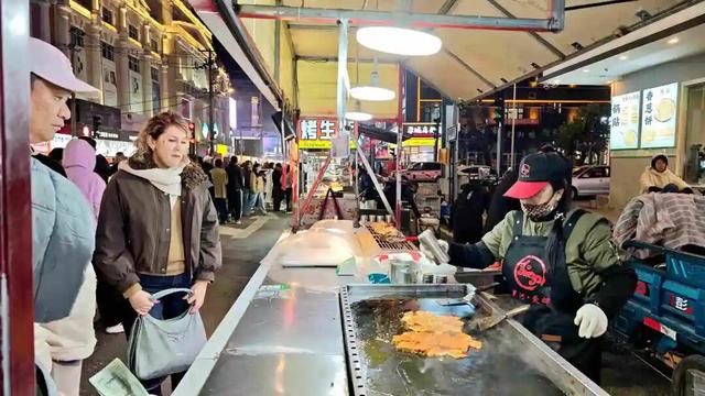 “双节”游黑河 文旅涌新潮——140万游客用脚步投票，让边城变“热门”