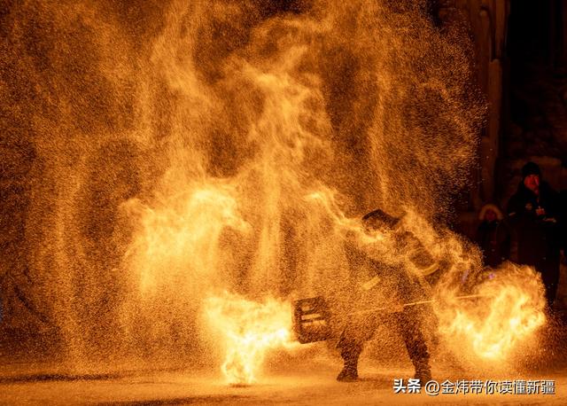 乌伦古湖黄金海岸景区借福海冬捕节分会场东风全力“添柴”冰雪游