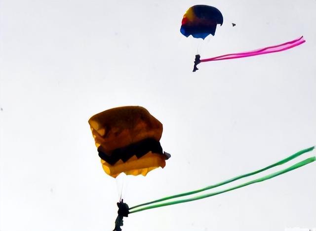 四川旅游：难忘宜宾长宁热气球赛采风行(图)