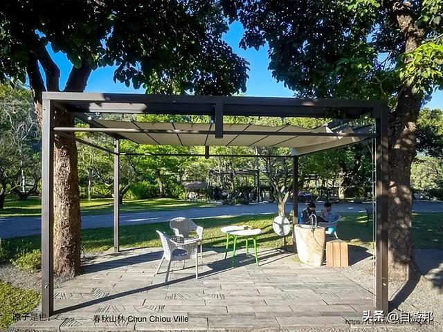 春水堂創辦人打造結合山林美食、茶文化足浴，夏天還有戲水池