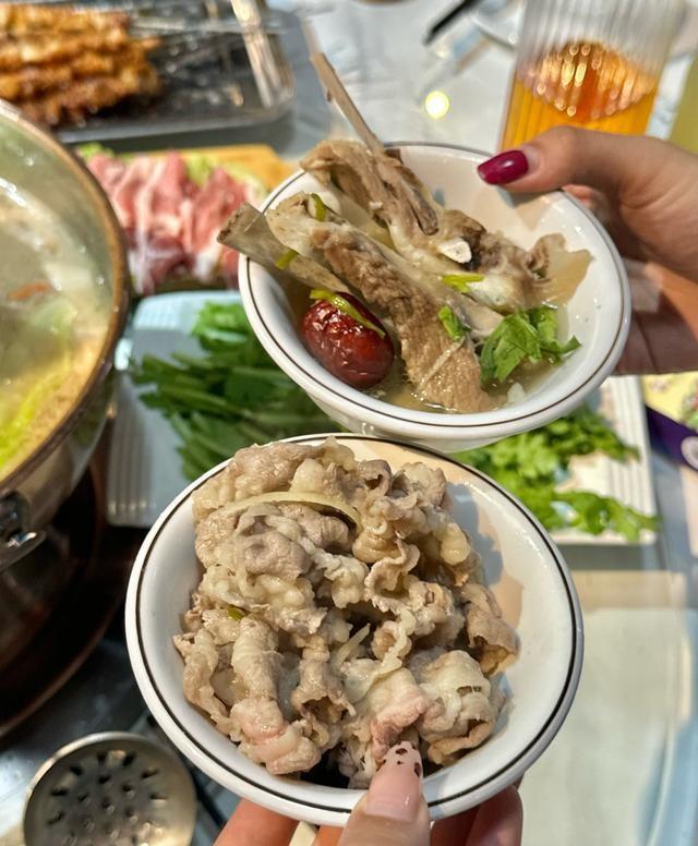 “上午立冬大雪封门	，下午立冬单衣过冬	”，今年立冬是什么时候？