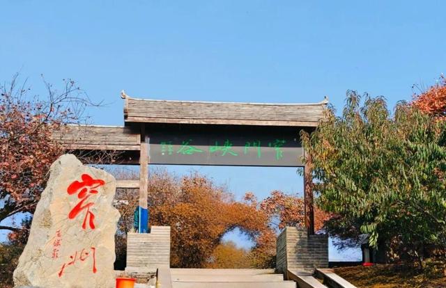 河南焦作现五彩步道，1300米钢架防腐木	，免费开放游客暴增