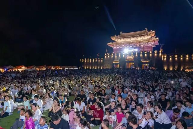 绿茵场外的经济狂欢:解码"苏超"赛事的文旅带动效应