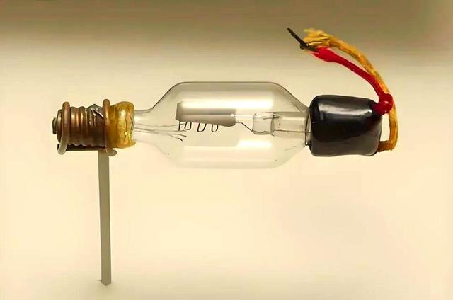 量子芯片有多牛？5分钟完成超算千年任务，未来已来