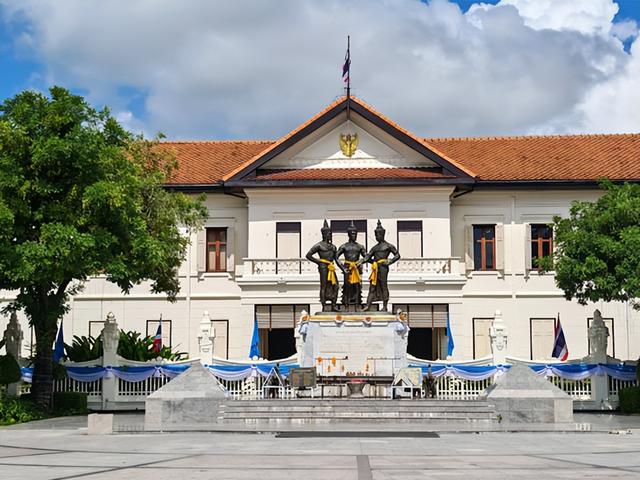 泰国旅游：从塔佩门到清迈古城半日行（图）