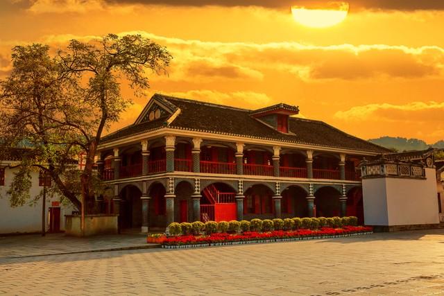 贵州10大自然景点和10大人文景点，去过10个算合格，你去过几个？