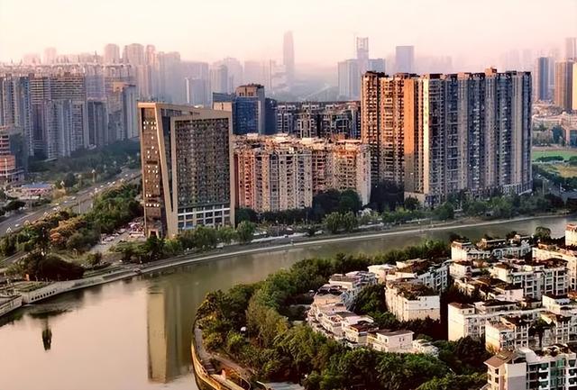 王健林的预言又准了！2026年的房价如何，已经出现4个迹象