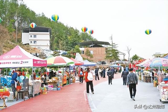 昨日 数十万达州市民登高祈福！