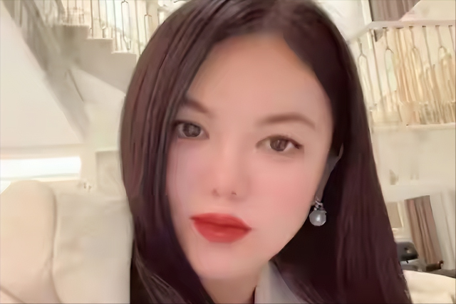 被禁止关注不到两天	，李湘被扒底朝天，远不止高调炫富那么简单