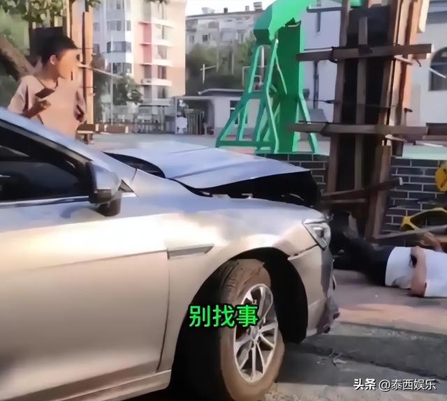 沈阳司机故意撞人，连续撞击下死手，已被刑拘，律师发声人生毁了