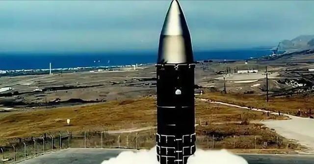 高市早苗再遭重击！20年来首次，中方删无核化表述，朝鲜彻底松绑