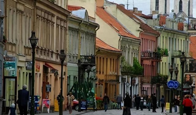 立陶宛为啥被称为“欧洲淫窟”？带你去瞧瞧这个可悲的中欧小国