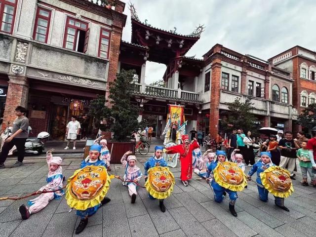 南安非遗狂欢来袭！国际木偶+宋江阵+本土非遗轮番炸场！