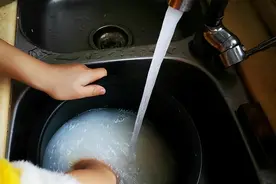 生水煮饭会致癌？如何做出一碗完美的米饭？专家教你到底该怎么做图片