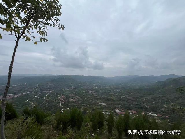 蒙阴七十二崮之一的瞭阳崮，不仅有壮丽风光，还曾有过血雨腥风