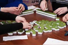 打麻将长期连续输牌究竟如何应对？三个技巧带你每场赢牌！图片