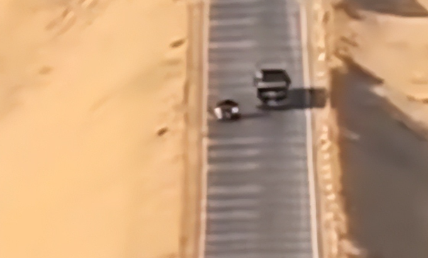 青海扎胎后续：三车12胎全爆，惯犯专挑荒郊野外下手，只坑自驾游