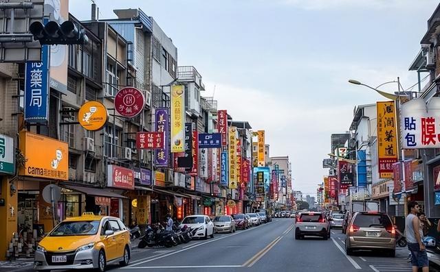 马英九“台独”的尾巴终于藏不住了：台湾主权归属“中华民国”？