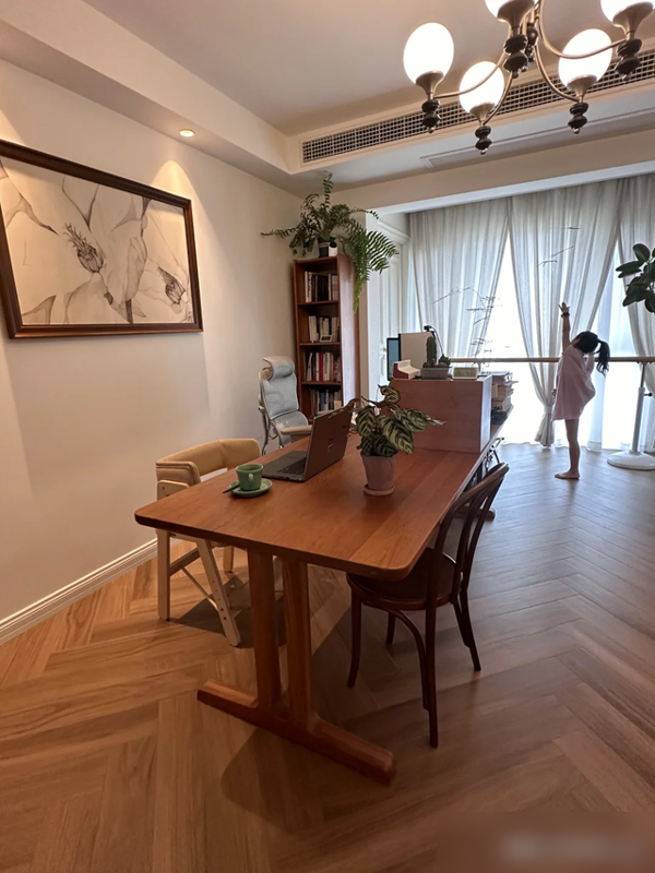越来越多人“客厅不放沙发”，学学上海人的做法，实用又高级！