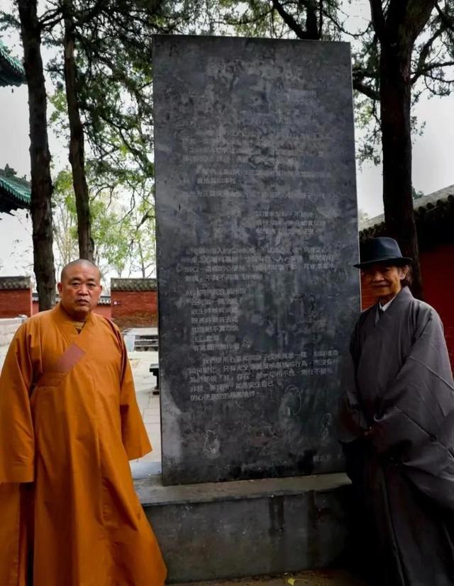 释永信翻车后，最惨的不是他，而是捐46亿，想要葬身少林的蔡志忠