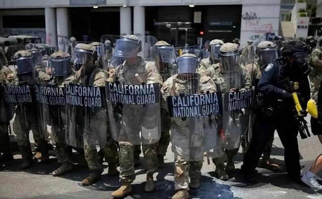 沉默已久的奥巴马，终于忍不下去，对特朗普说了一句大逆不道的话