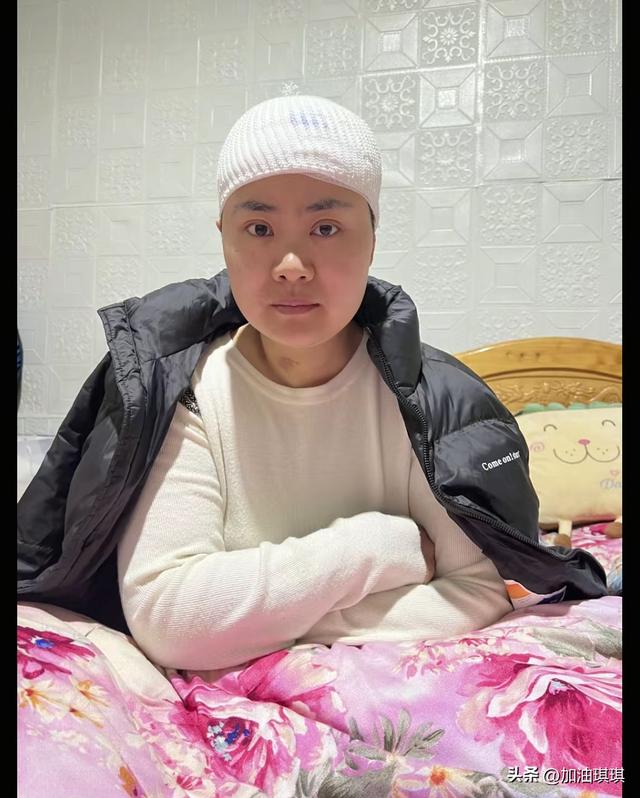 四川34岁美女伍燕去世，儿女双全，前后不到10个月，丈夫悲痛悼念