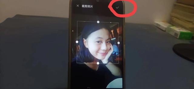 怎样把手机桌面上图标,更换成自己喜欢的样式?我来教你设置方法