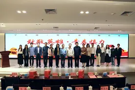 学英雄、赞英雄、做英雄！南京鼓楼宁海路街道举办“致敬英雄·青春接力”主题活动图片