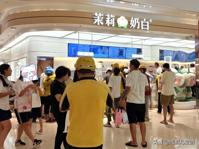 免费、凉快、热闹、能耍水！今年成都避暑地top1是这里