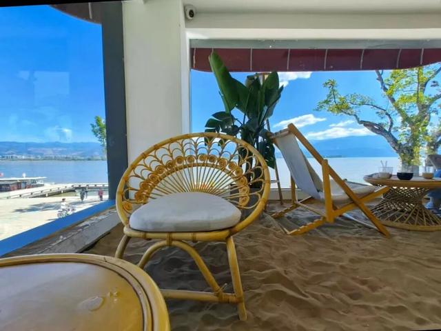 比大理浪漫！比昆明更近！高铁直达阳光小城，2万株蓝花楹美疯！观海登山，美食吃到爽！